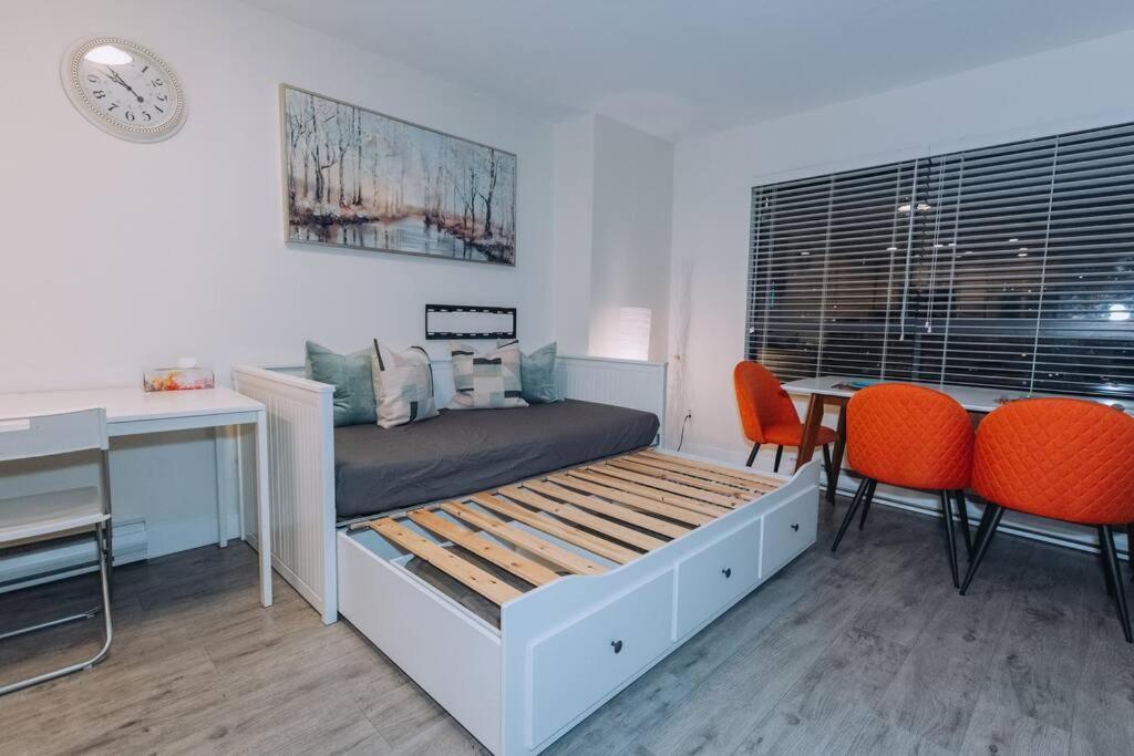 Modern Condo In The Heart Of Dt Overlooking City Vancouver Exteriör bild
